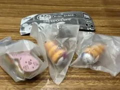 ディズニー　　Nuiパン　ミニチュアキーチェーン ガチャ