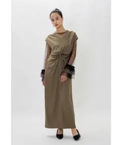 niana オケージョンドレス　ベージュ