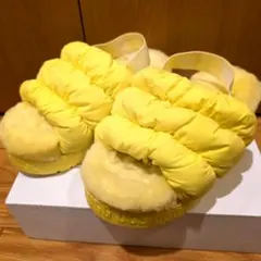 値下げ UGG SCRUNCHITA スクランチータ サンダル イエロー 24