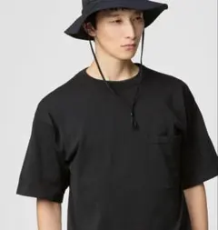 新品未使用UNIQLO Uクルーネックセーター半袖Mサイズ黒のサムネイル