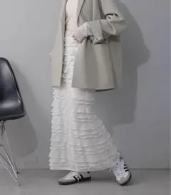 Kastane カットフリルIラインスカート