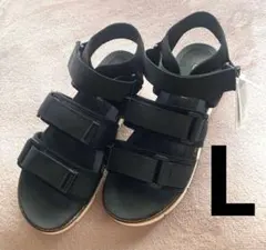 Mushroom ブラック スポーツサンダル 厚底