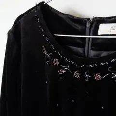 USED 古着 ブラック ベロア お花 ビーズ 刺繍 ワンピース