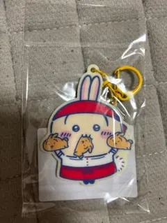 ちいかわ焼き 店員さんなチャーム付き アクリルキーホルダー うさぎ