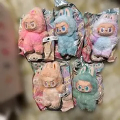 ラブブ　THE MONSTERS Big into Energy