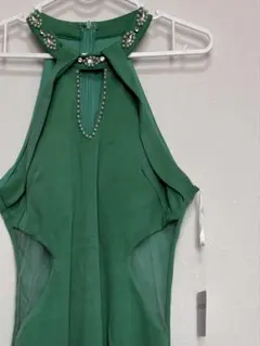 グリーン ノースリーブ ビジュー ドレス
