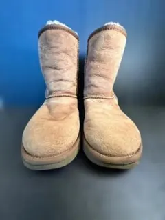 UGG ムートンブーツ　チェスナット