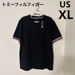 トミーヒルフィガー　USサイズXL ブラックTシャツ。ワンポイント刺繍