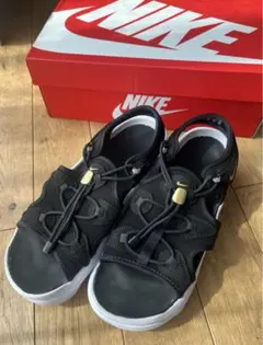 NIKE ココサンダル　24