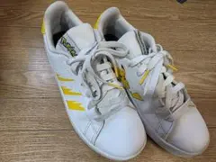 adidas　ポケモン ピカチュウ スニーカー ホワイト