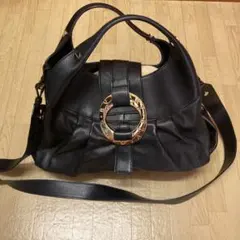 BVLGARI ブラック レザーハンドバッグのサムネイル