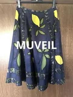 MUVEIL ミュベール レモン柄スカート・フレアのサムネイル