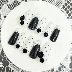 スナ系　薔薇　ホワイト　ブラック　ドット ネイルチップ　韓国　フレンチガーリー