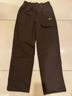 2025年最新】Alo yoga スウェットの人気アイテム - メルカリ