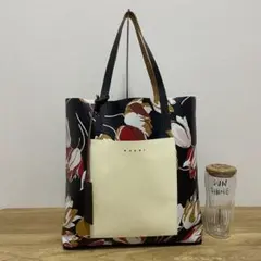 《美品》MARNI（マルニ ） PVC トートバッグ 花柄×アイボリー