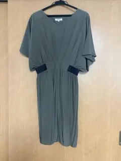 NOLLEY’S カーキ　フレアスリーブ ワンピース