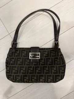 2025年最新】fendi マンマバケットの人気アイテム - メルカリ