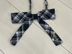 チェック柄　リボン　制服