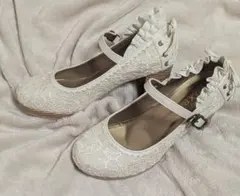 axes femme レースフリルパンプス ホワイト L 24~24.5cmのサムネイル