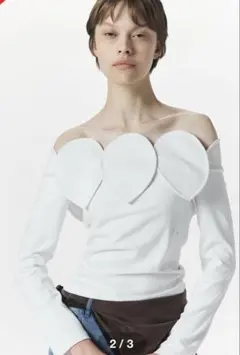 Bibiy. PETAL OFF-SHOULDER TOP - メルカリ