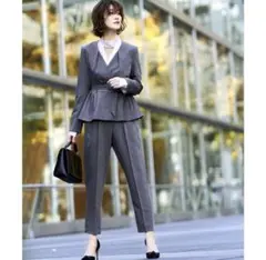 ルイルエブティック　スーツセットアップ　S ダークグレー　骨格ウェーブ　ペプラム