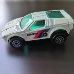 BMW ミニカー ホワイト 6番のサムネイル