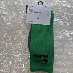MOMA NIKE ソックス