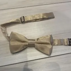 ゴールドベージュ キッズ 蝶ネクタイ