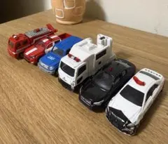 トミカ 緊急車両 6台セット まとめ売りのサムネイル