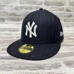 「59FIFTY」NEW ERA ヤンキース ネイビーストライプSCABAL限定のサムネイル