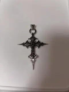 ゴシックスタイル シルバーアクセサリー 十字架 ペンダント 骸骨