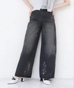 NICE CLAUP キラキラワイドデニム 黒 Sサイズのサムネイル