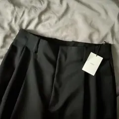 【stein】Beltless Wide Trousers ブラック Mサイズのサムネイル