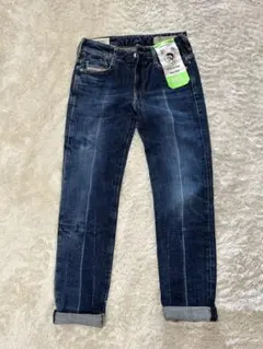 DIESEL スリムフィット ダークブルーデニム