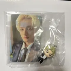 SEVENTEEN ジュン フォトカードとキーホルダー