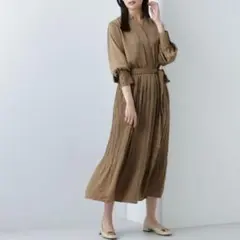 ナノユニバース　ヴィンテージ サテンワンピース