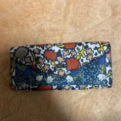 花柄 長財布 外ファスナー付き　コーチ