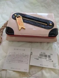 KariAngカリアング　二つ折り財布　本皮レザー