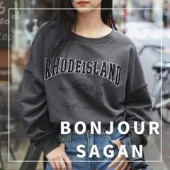 "新品・タグ付"サガラ刺繍アウトステッチカレッジロゴスウェット