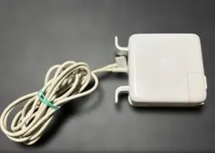 Apple MacBook 60WMagSafe2 A1435★M250506