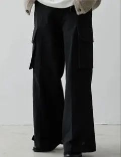 フレアカーゴパンツ