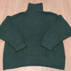 ダークグリーン タートルネックニット Mサイズ