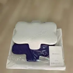 【美品】NEWPEACEピロー　リリース 首肩用　枕のサムネイル