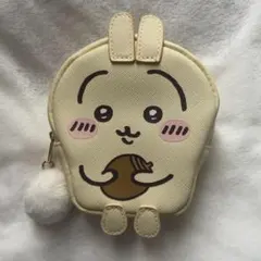 ちいかわ うさぎ GU ポーチ
