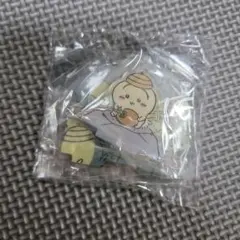 ちいかわ　アクリルスタンド　うさぎどんぐりDJ