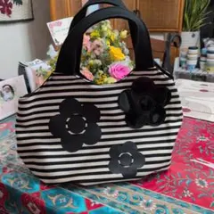 新品未使用品 MARY QUANT ストライプ柄 花モチーフハンドバッグ