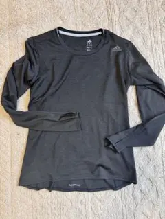 Adidasレディースランニング tシャツ