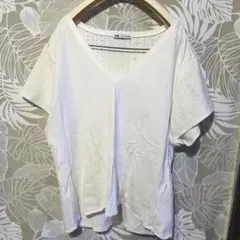 ZARA 刺繍袖VネックTシャツL