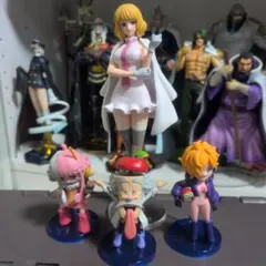 ワンピースワーコレ　コレクタブル　エッグヘッド編フィギュア　ベガパンク