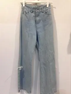 新品未使用　値札タグなし　MAJESTIC LEGON デニムパンツのサムネイル